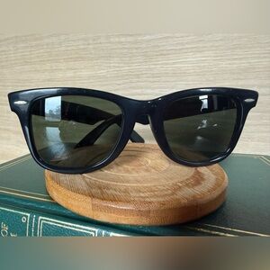 Vintage Ray Ban Wayfarer Glasses